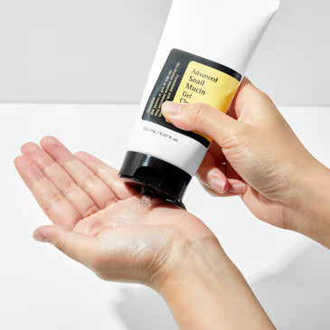 COSRX Salyangoz Özlü Jel Yüz Temizleyici 150 ml
